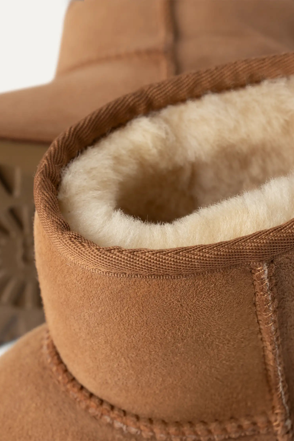 W Classic Mini Boots - Chestnut - UGG