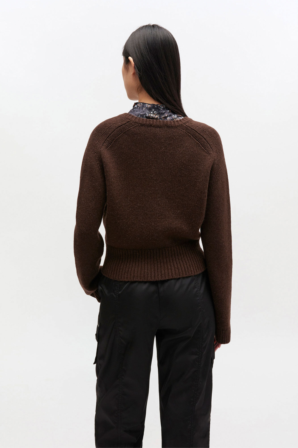Wool Yak Mix Deep V-neck K2614 - Shaved Chocolate - GANNI