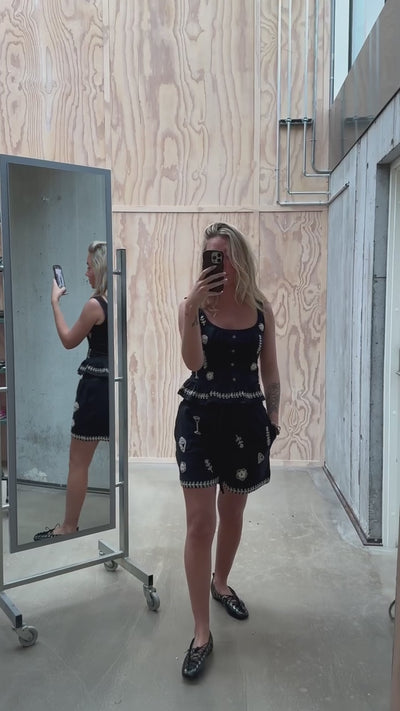 Objminna S7L Embroderet Top - Black - Object