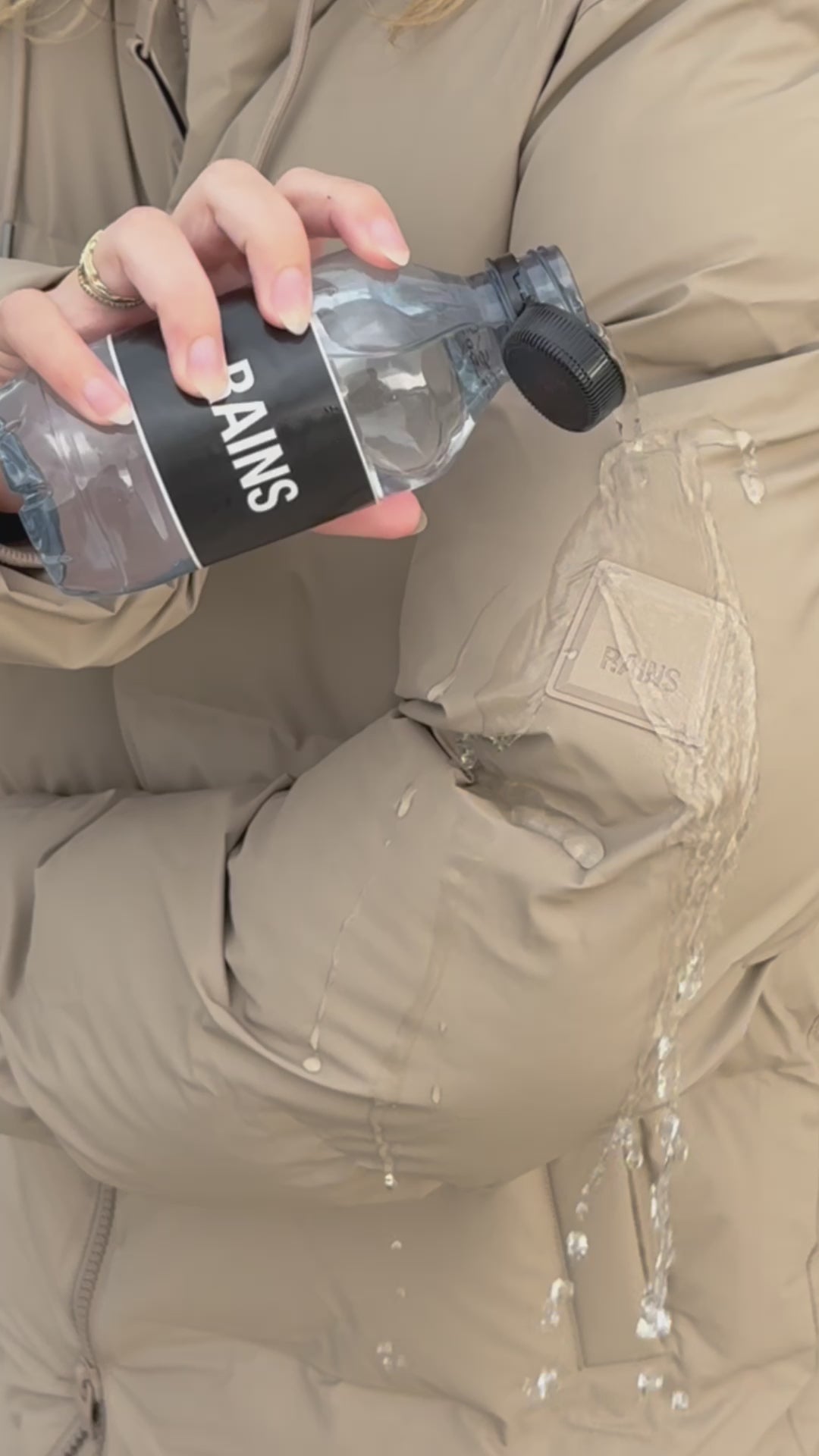 Alta Longer Puffer Jacket W3T4 - Beige - Rains