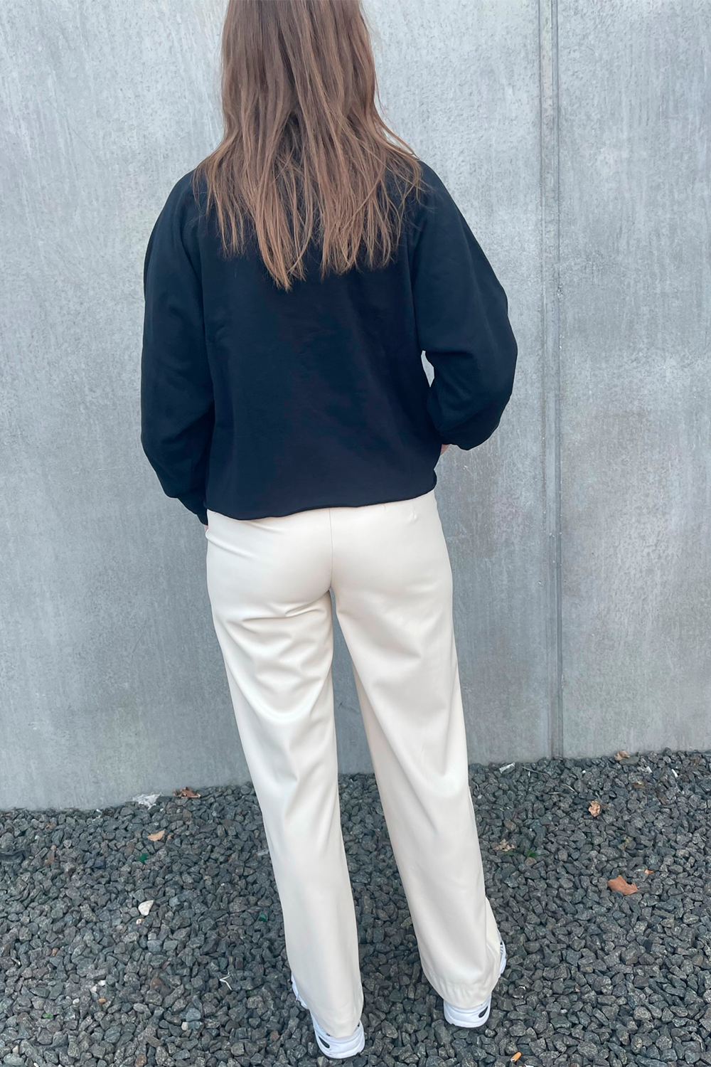 NoraIR Faux Leather Pants - Creme - irréel