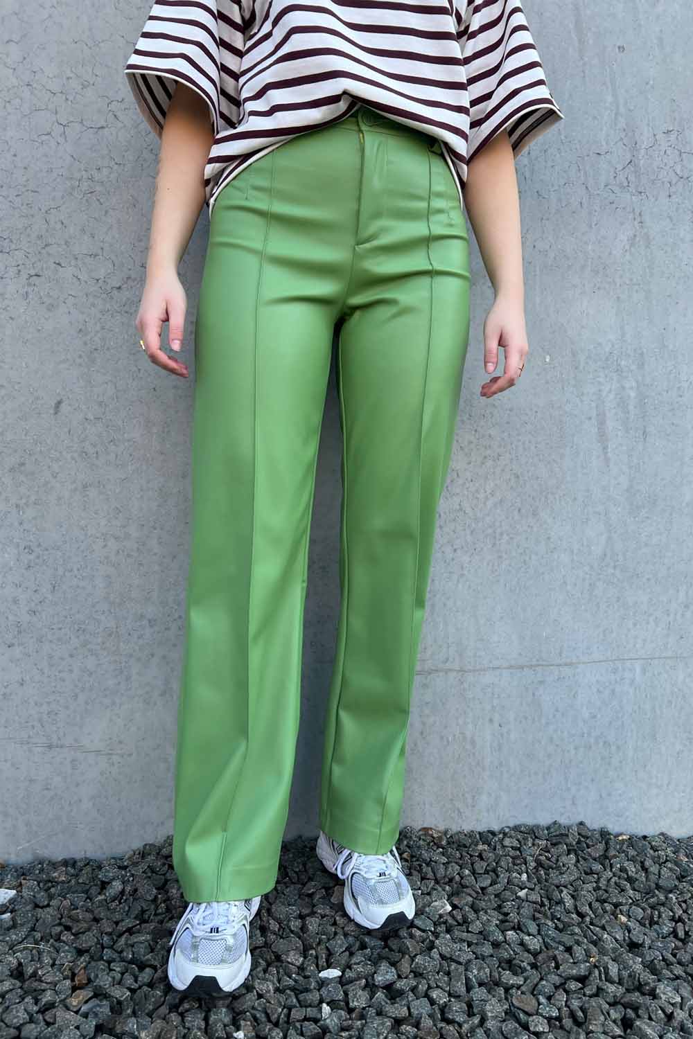 NoraIR Faux Leather Pants - Green - irréel