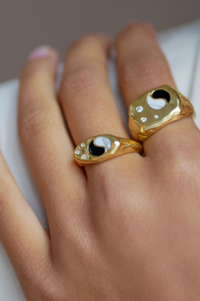 Yin Yang Ring - Gold - Enamel
